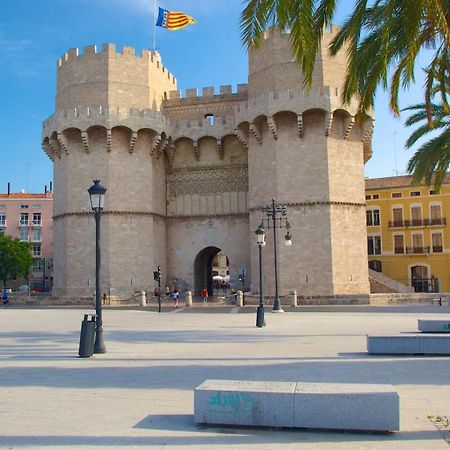 Valencia Veneta Calda Apartment ภายนอก รูปภาพ