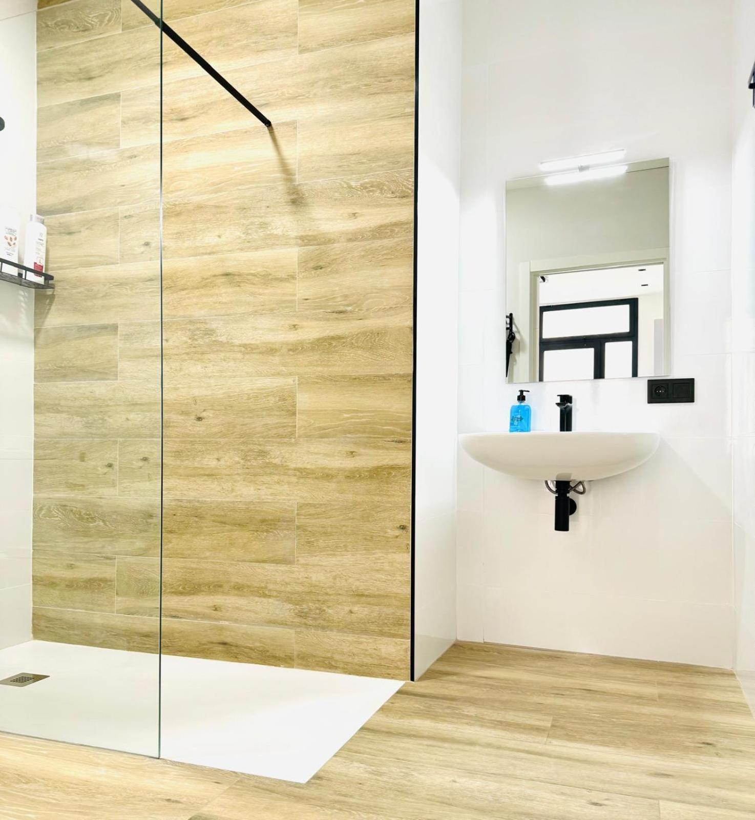 Valencia Veneta Calda Apartment ภายนอก รูปภาพ